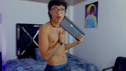 Elias Ferragamo online show from December 16, 3:57 am