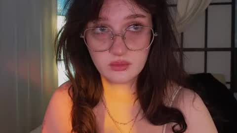 Ellie online show from October 23, 5:42 am