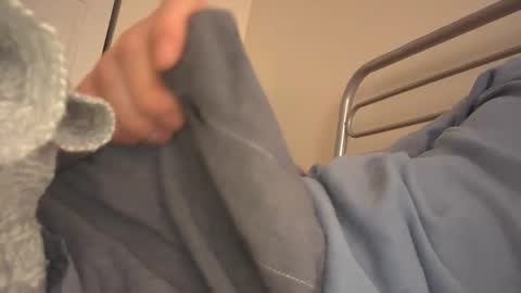 eliexavier123456789 online show from October 13, 8:00 pm