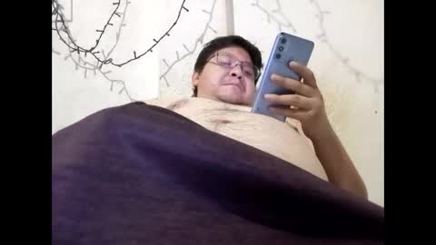 elimposstor online show from March 31, 7:09 am