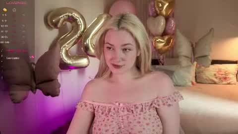 Elina online show from June 16, 6:17 am