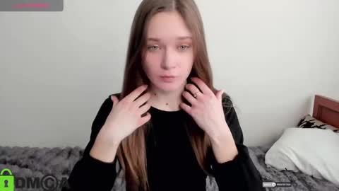 elina_x online show from April 16, 7:19 am