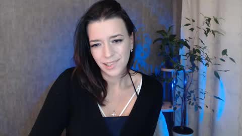 Elina online show from December 18, 11:00 pm