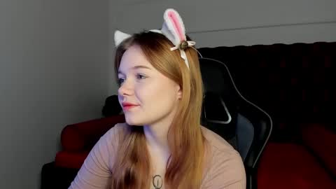 elinavale online show from April 20, 5:10 am