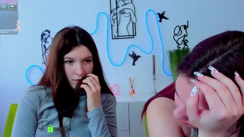 elis_sunny online show from March 9, 7:02 am