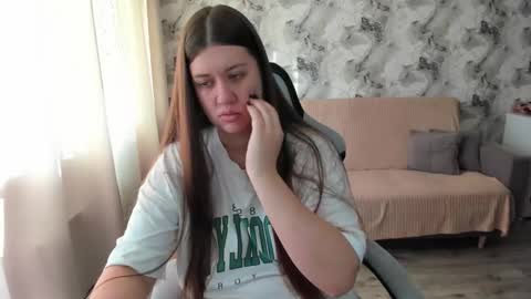 Aletta Oushen online show from October 3, 10:01 am