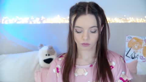 ElisabethDavis online show from January 21, 3:43 pm