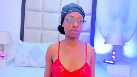 elisabettamonroy online show from September 24, 2:13 pm