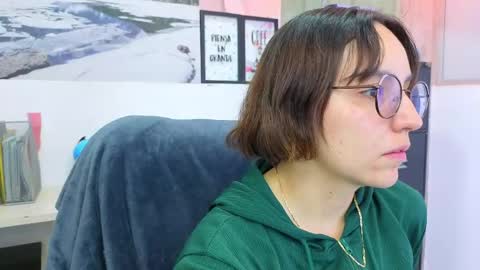 Eliza online show from May 28, 5:22 pm