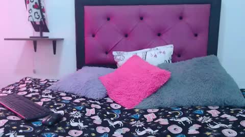 elizabeth online show from December 11, 3:15 pm