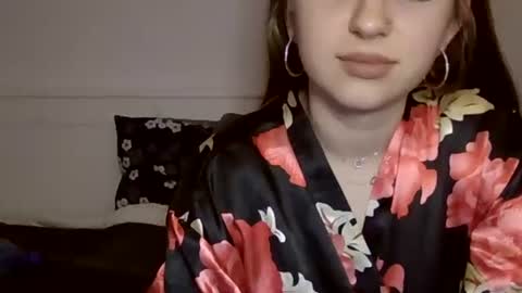 Elizabet 18 online show from February 21, 10:04 pm