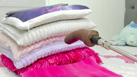 ELIZA online show from May 2, 3:23 am