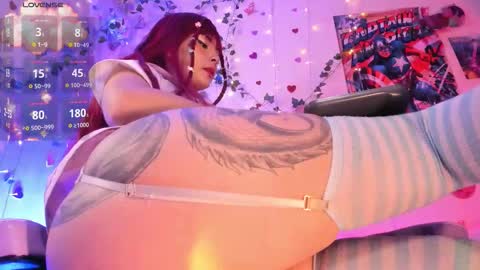    Independent Model online show from October 31, 1:55 pm