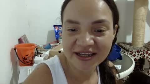 Elizabeth Martinez  online show from April 26, 3:53 pm