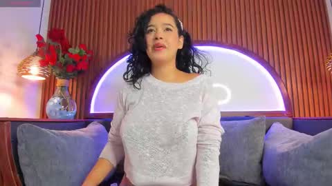   online show from November 6, 4:10 pm