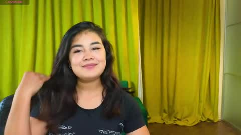 Elizabeth online show from May 31, 5:33 pm