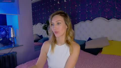 Linda online show from April 1, 9:56 pm