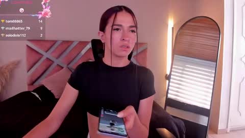 Ella Olmos  online show from May 29, 6:06 pm