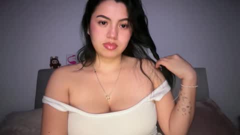 Ella  online show from February 28, 5:44 am