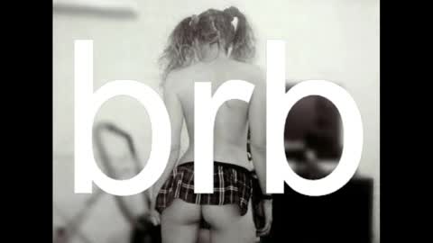 Ella   Give it a thumbs up please its important online show from April 21, 1:42 am