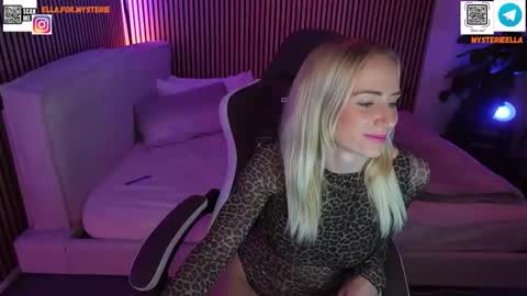 Ella Mysterie online show from May 2, 8:47 pm