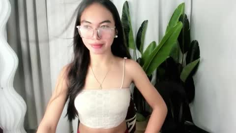 ella_walkerxxx online show from April 13, 10:14 pm