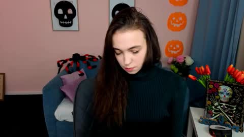 Snapshot of ellaasteele chatting on October 24, 5:03 pm ellaasteele online show from October 24, 5:03 pm