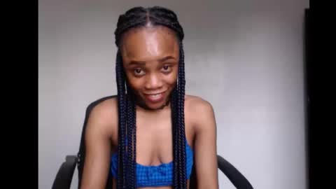 ella online show from November 7, 6:27 am