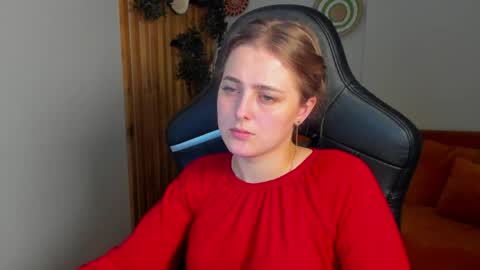 EllaBells online show from April 2, 1:51 pm