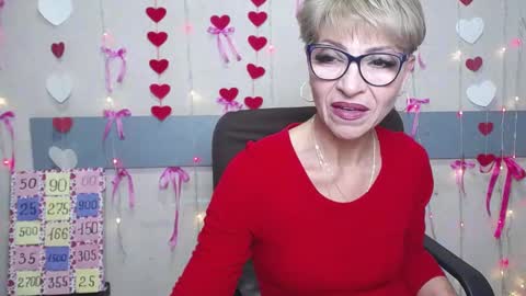 Snapshot of ellabonito chatting on March 3, 9:44 am EllaBonito online show from March 3, 9:44 am