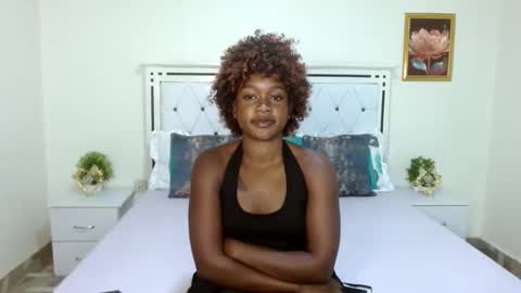 Ella online show from November 2, 3:23 pm