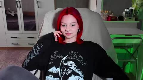 ellales online show from April 22, 8:54 am