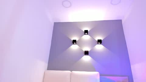 Ella online show from March 7, 11:07 am