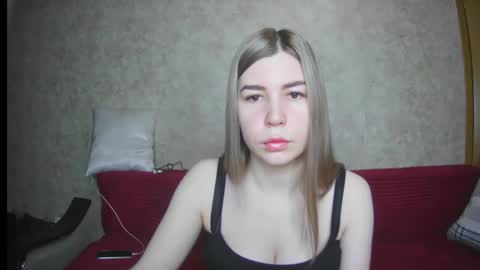 EllaNuar online show from March 11, 3:25 am