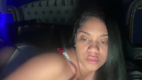 ellaparkerrr online show from April 8, 7:55 am