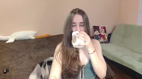 EllariaVenar online show from December 6, 12:55 pm