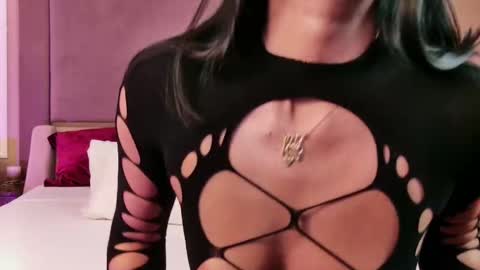 Ella online show from September 18, 4:16 am