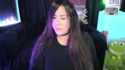 ELLE online show from February 8, 10:02 pm