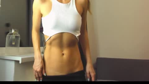 ellen_flow online show from March 20, 9:09 pm