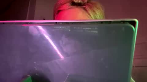 nautiellebbw online show from April 29, 12:21 pm