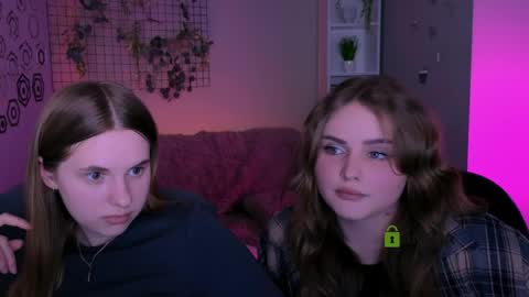 Ashley online show from April 8, 2:09 pm