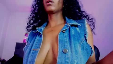  Ellie   online show from September 27, 2:37 pm