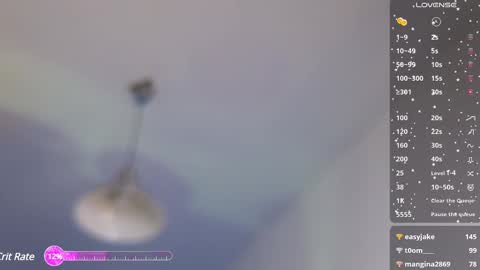 Snapshot of elliefrost chatting on February 13, 3:29 am elliefrost online show from February 13, 3:29 am