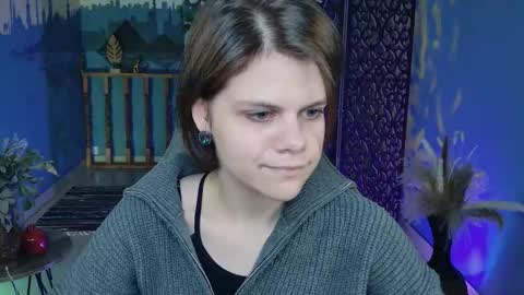 elliemurler online show from October 5, 9:07 am