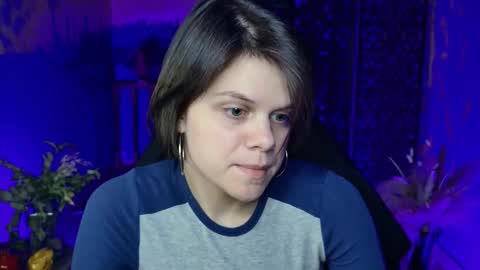 elliemurler online show from September 16, 9:12 am