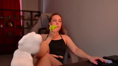 Elin online show from April 22, 9:27 am