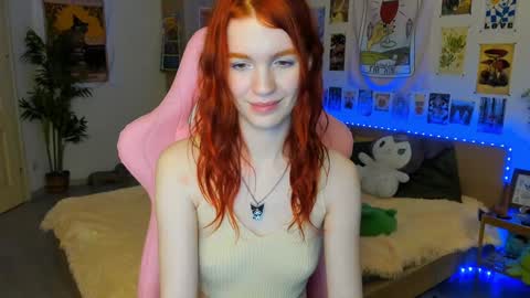 Elly     Fansly  online show from December 6, 9:16 am