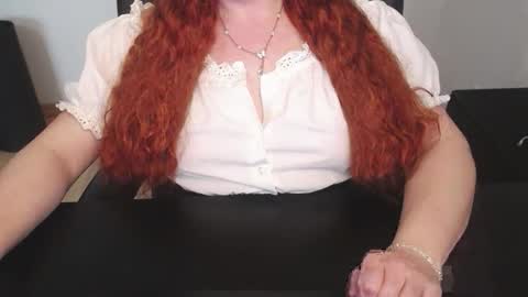 Elly online show from April 19, 4:19 pm