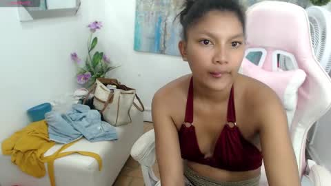 Elly online show from February 23, 5:18 pm