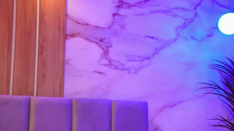 Elly online show from January 13, 8:27 pm